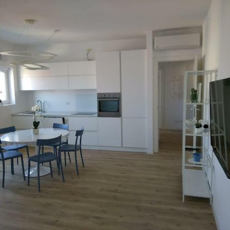 Buonarroti Apartment Grado Exterior photo